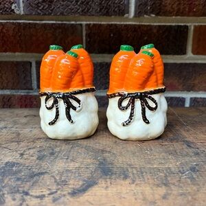Carrot Salt & Pepper Shakers